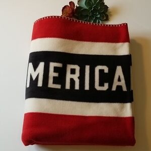 American Eagle Outfitter Red White Blue Throw